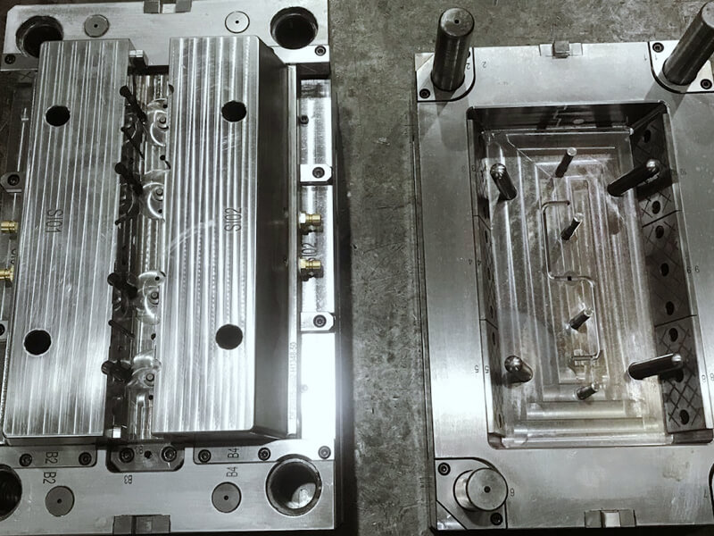 Injection Mold_for Pull Handle Part