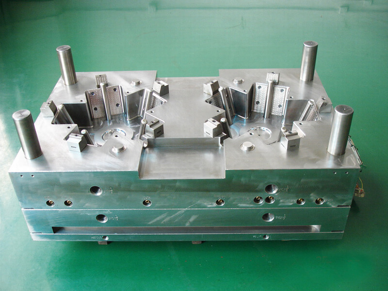 Injection Mold_with 10 sliders_Lawn Mower 1