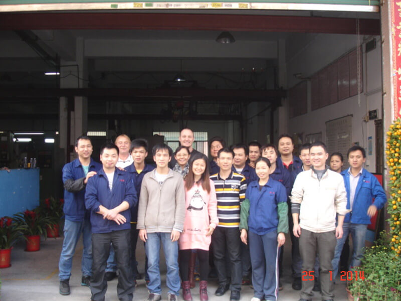 our-team-08